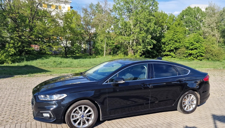 Ford Mondeo cena 87000 przebieg: 99999, rok produkcji 2020 z Warszawa małe 497